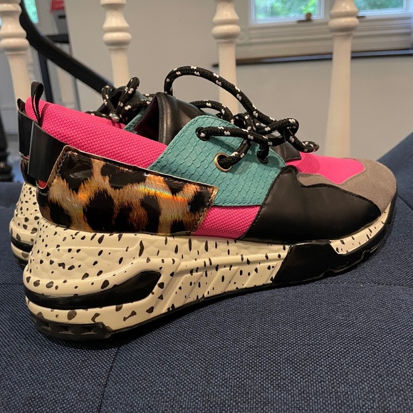 STEVE MADDEN “Cliff” Bright Multi Platform SNEAKER 9.5 - Picture 1 of 3